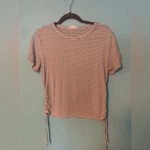 Black and white stripes cropped tee